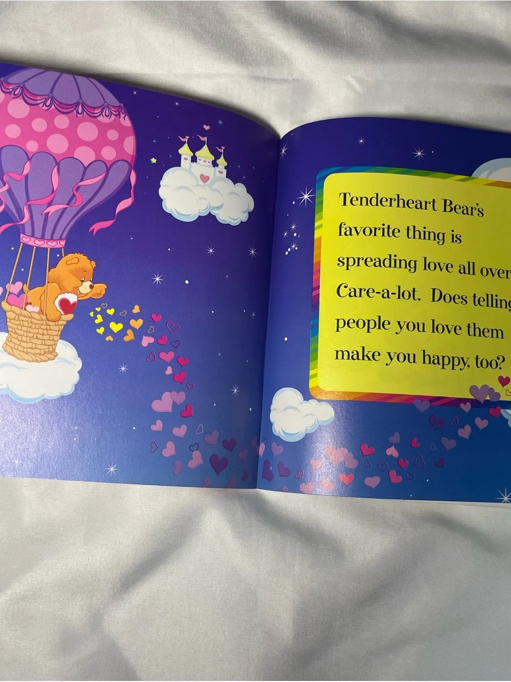 Vintage 2002 Care Bears‎ What Makes You Happy? Scholastic Paperback Book
